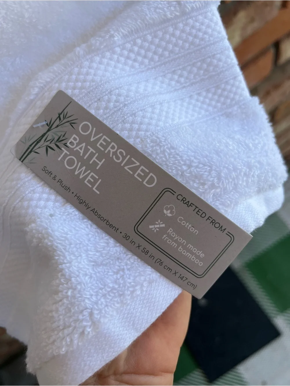 Plush White Bath Oversized Towel 80% cotton 20% rayon. New with tags. 30x58